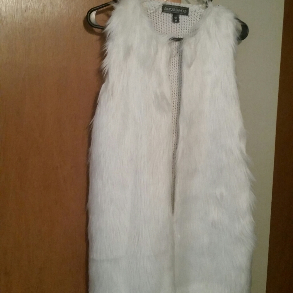 Almost Famous Long White Faux Fur Vest